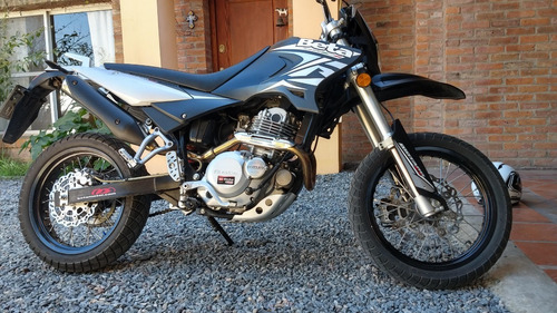 Beta Motard 250 Excelente Moto Y Estado