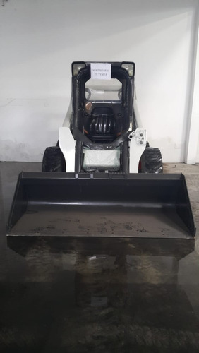 Minicarregadeira Bobcat S650 - 2014 - 2350hs - Aberta C/ Hf