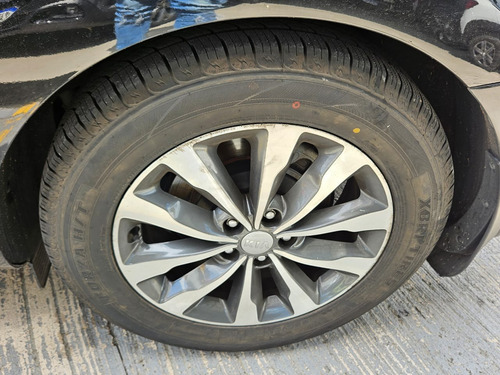 Kia Carnival 3.3 EX V6 24V GASOLINA 4P AUTOMATICO