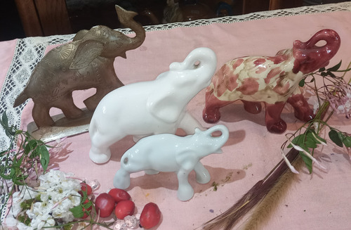 Antiguo Elefantes Metal Y Porcelana 4 Unidades N582 (Usado)