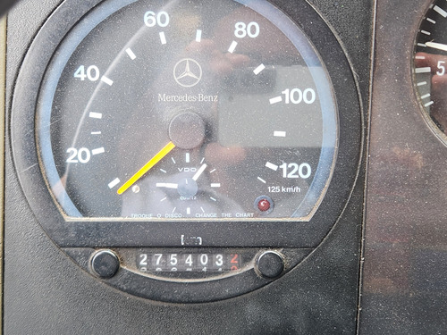 Mercedes Benz 710 2014