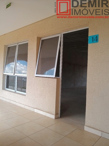 Imagem 9 de 12 de Sala - Sa00003 - 67646555