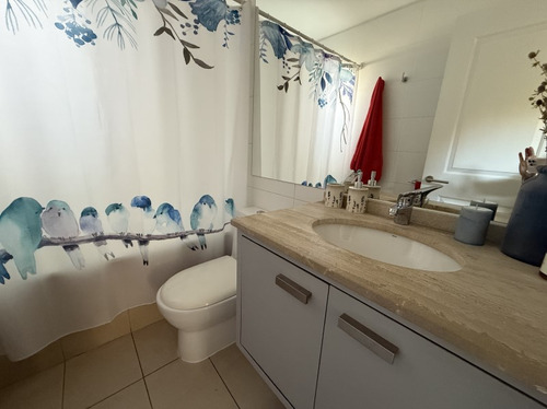 Venta Casa En Condominio Con Acceso A Laguna Piedra Roja
