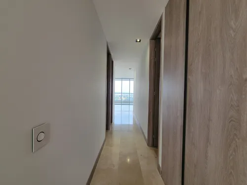 Apartamento En Venta En Altos De Menga. Cod V11426