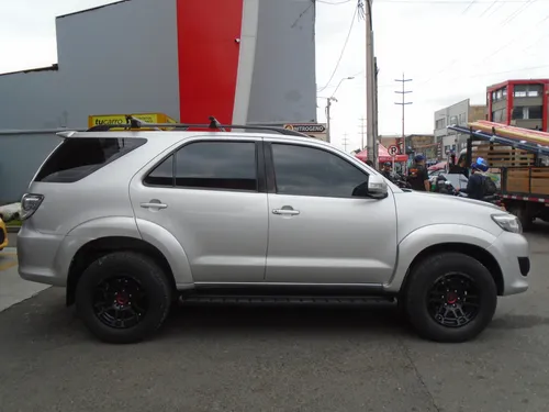 Toyota Fortuner 2.7l 4x4
