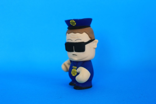 Oficial Barbrady South Park Kidrobot (Usado)