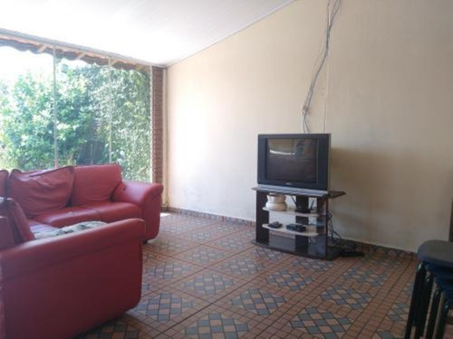 Imagem 20 de 21 de Casa Com 3 Quartos, Churrasqueira, Próxima Ao Centro Comercial E À 1,2km Do Mar Em Itanhaém, Sp.