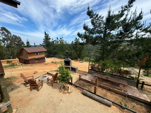 Se Vende Hermosa Parcela Con 3 Cabañas En Melosilla