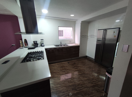 Imagen 11 de 16 de En Venta Hermoso Duplex En Entrada De La Pedrera, Las Delicias Maracay 04243368365