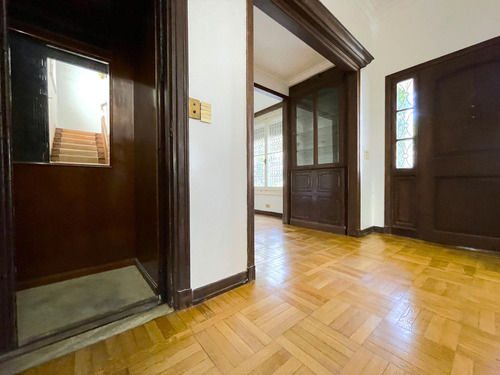 Casa 6 Ambientes En C. Melo 1101 Esquina Gaspar Campos - Vicente Lopez