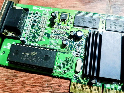 Placa De Video Holtek S3 Savage4 Agp 32mb