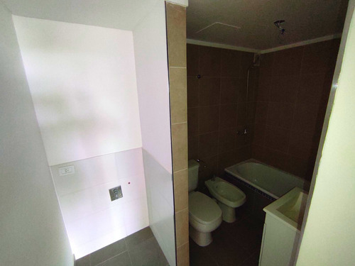 Imagen 6 de 16 de Venta Monoambiente Con Amplio Balcón En Ricchieri Land San Lorenzo
