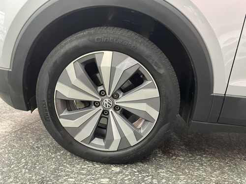 Volkswagen T-Cross 1.4 250 TSI TOTAL FLEX HIGHLINE AUTOMÁTICO
