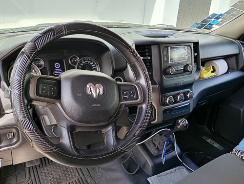 Dodge Ram 4000, Hemi V8 5.7lts Caja Seca Copete.