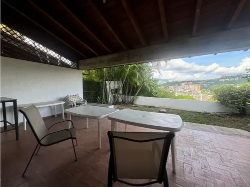 Se Alquila Casa 1000m2 Valle Alto 5301