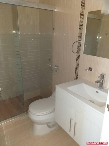 Imagen 9 de 12 de Town House En Venta Brisas De La Romanza Nva Barcelona