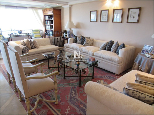 Excelente Pent House, Primera Linea A La Brava- Ref: 1935