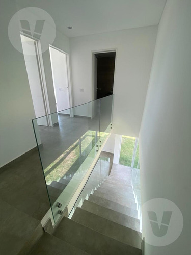 Casa En Venta - Barrio Santa Juana, Canning