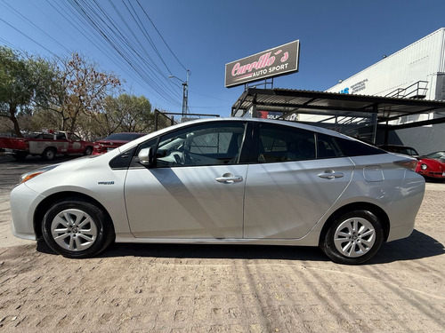 Toyota Prius 1.8 Premium Cvt