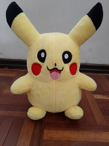 Peluche De Pikachu Pokemón. 20 Cm. Impecable.  Sin Uso
