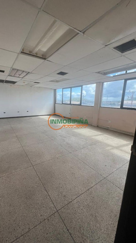 Inmobipiña Vende Edificio Comercial En La Zona Industrial Ud-321, Puerto Ordaz, Estado Bolivar - Gl