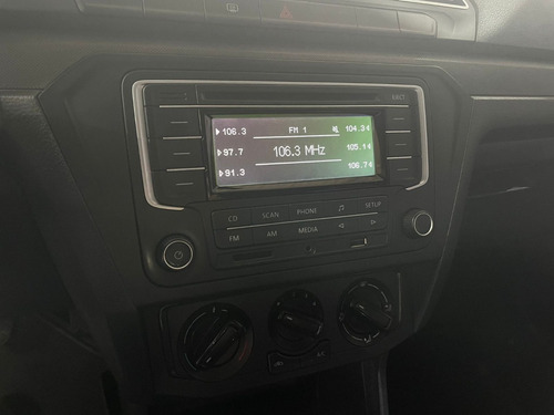 Volkswagen Voyage 1.6 Msi Total Flex 4p