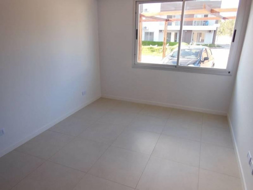 Imagen 2 de 7 de Departamento En Venta En Complejo Nordelta - Sendero