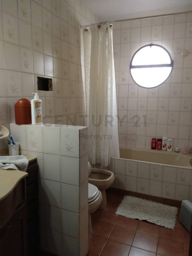 Imagen 11 de 23 de 27 Entre 78 Y 79 .casa 3 Dormitorios En Venta, La Plata.-