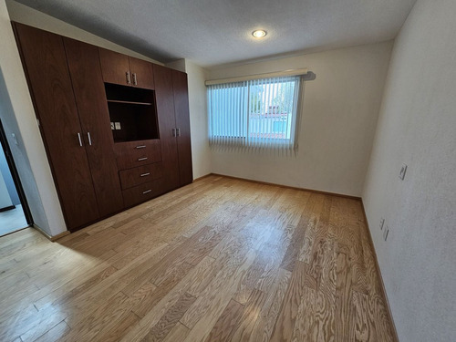 Casa En Venta En Bosque De Los Encinos Ocoyoacac Lerma