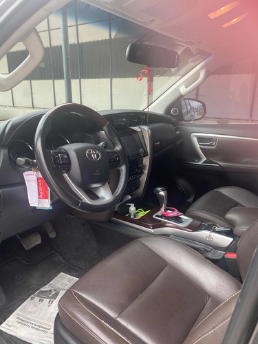 Toyota Sw4 2.8 Srx 177cv 4x4 7as At 2016