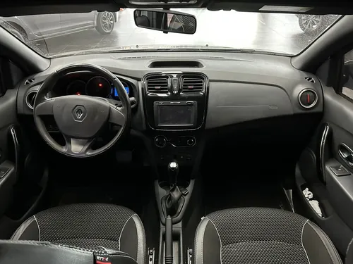 Renault Stepway 1.6 Intense Automática