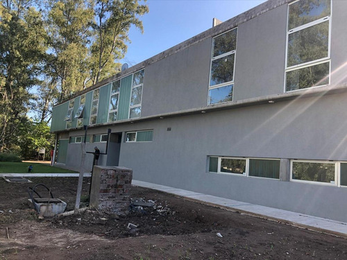 Imagen 3 de 15 de Depósito - Villa Rosa