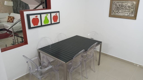 Imagen 8 de 13 de Tibisay Rojas Vende Townhouse Amoblado En Lomas Alto. Cód.: 145333. Telf. 0414-4173701.