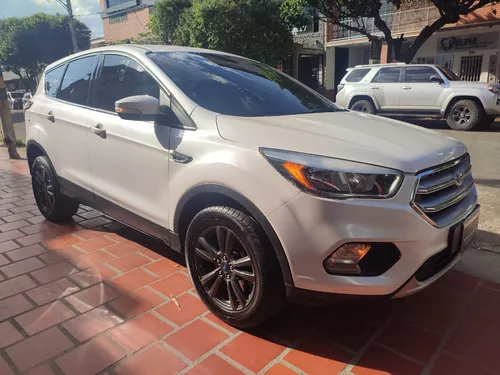 Ford Escape 2.0 Se 245 hp 4x2