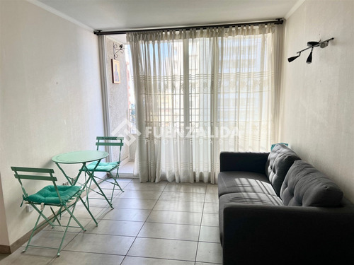 Departamento En Venta De 3 Dorm 2 Bañ 1 E 1 B. Metro Lo Vial