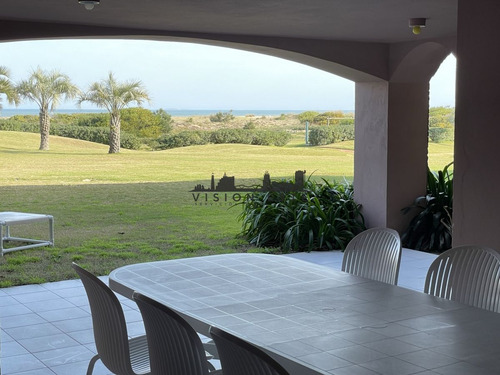 Apartamento En Venta En Manantiales, Primera Linea 3 Dormitorios