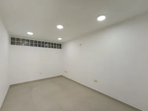 Local En Arriendo En Quinta Oriental. Cod A30482