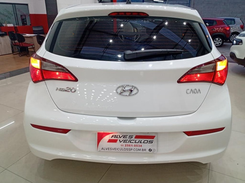 Imagem 5 de 12 de Hyundai Hb20 1.0 Comfort Plus Gnv Manual