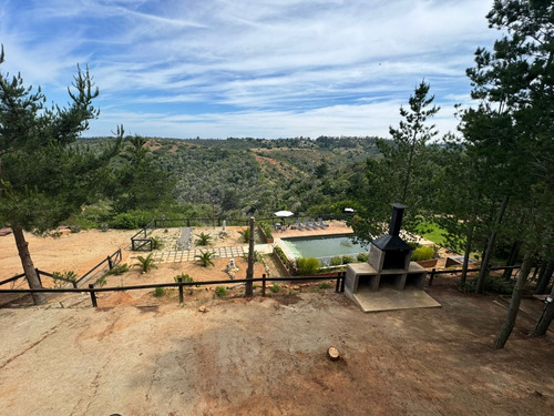 Se Vende Hermosa Parcela Con 3 Cabañas En Melosilla