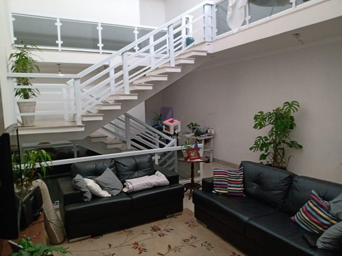 Imagem 1 de 15 de Sobrado À Venda, 3 Quartos, 1 Suíte, 3 Vagas, Guapituba - Mauá/sp - 86851