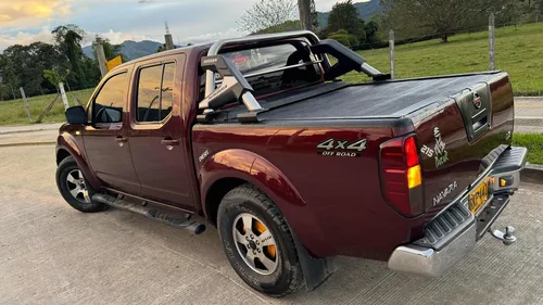 Nissan Navara Le 4x4 Disel Automática Con Peritaje