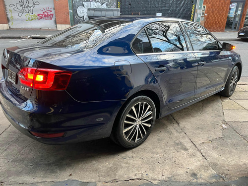 Volkswagen Vento 2.0 Sportline Tsi 200cv
