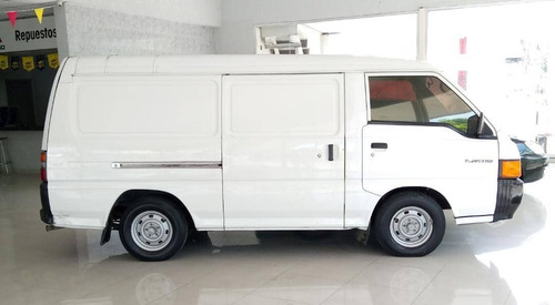 Imagen 2 de 6 de Mitsubishi Panel L300