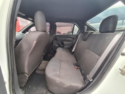 Renault Logan Life10mt