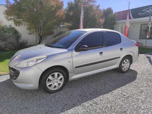 Peugeot 207 1.4 Sedan Xr