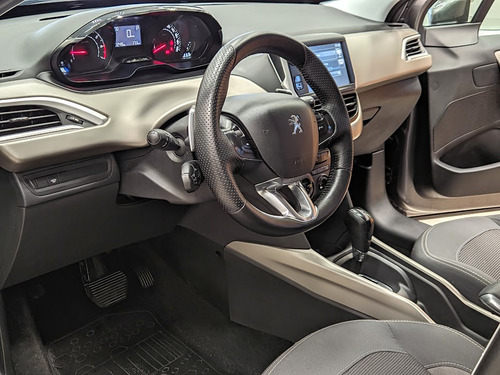 Peugeot 2008 1.6 Allure Tip