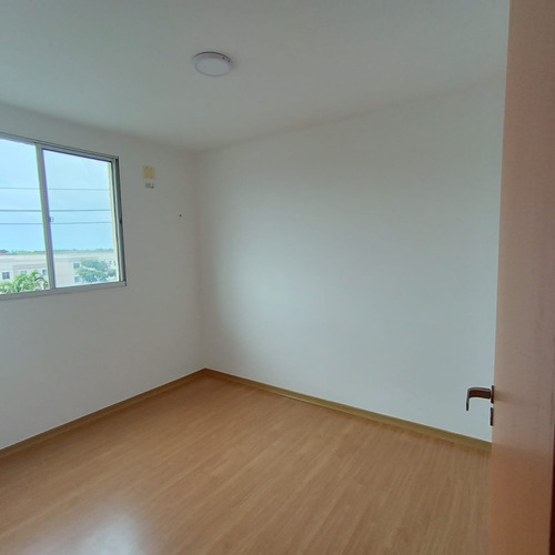 Apartamento Vila Topázio 2 Quartos, Nascente E Com Elevador Novinho Nunca Habitado