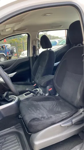 Pick Up Nissan A Gasolina