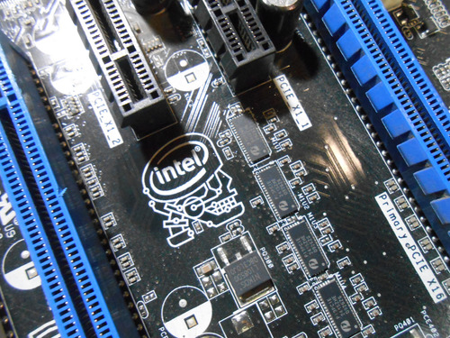 Motherboard Intel Extreme Dp45sg S775 - No Funciona Marrón (Usado)