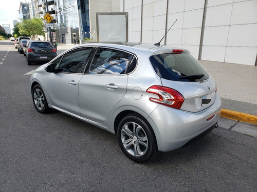 Peugeot 208 Feline Pack Cuir 2014